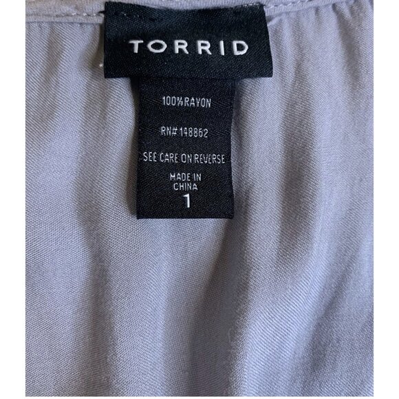 Torrid Tunic Top Womens Size 1 Gray Ruched Front Peplum Boho Flowy Rayon Blouse - Picture 4 of 10